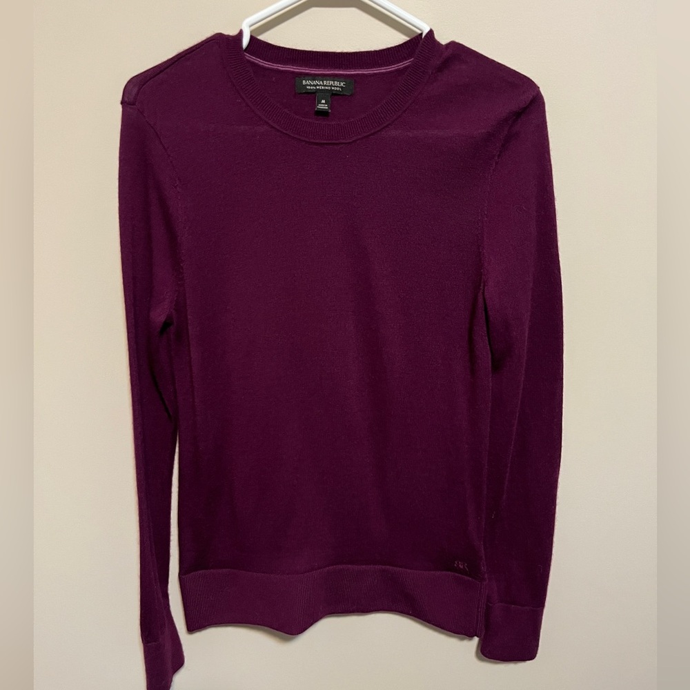 Banana Republic Plum Crew Neck Sweater